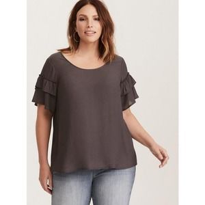 NWT Torrid Riffle Sleeves Gray Crepe Top Blouse Plus Size: 00 (10)